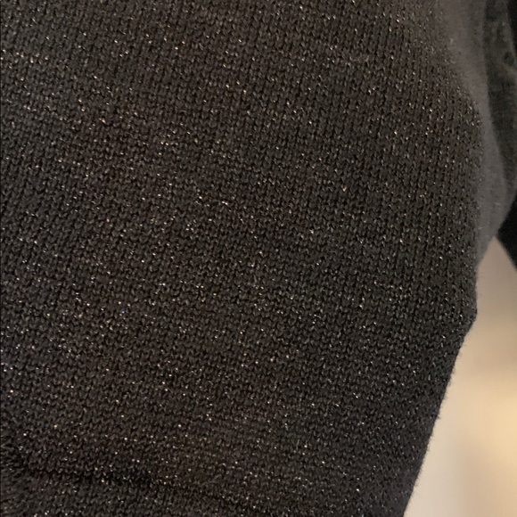 Black Crop Top - Picture 5 of 6